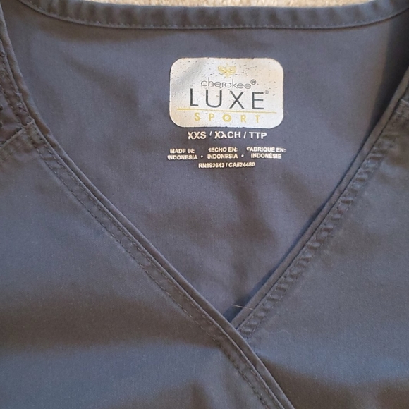 Cherokee Luxe Sport scrubs XXS - Picture 7 of 14